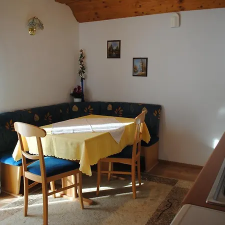 Gaestehaus Ferner Apartman